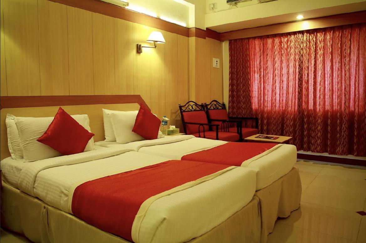 Hotel Swagath Bangalore Bagian luar foto