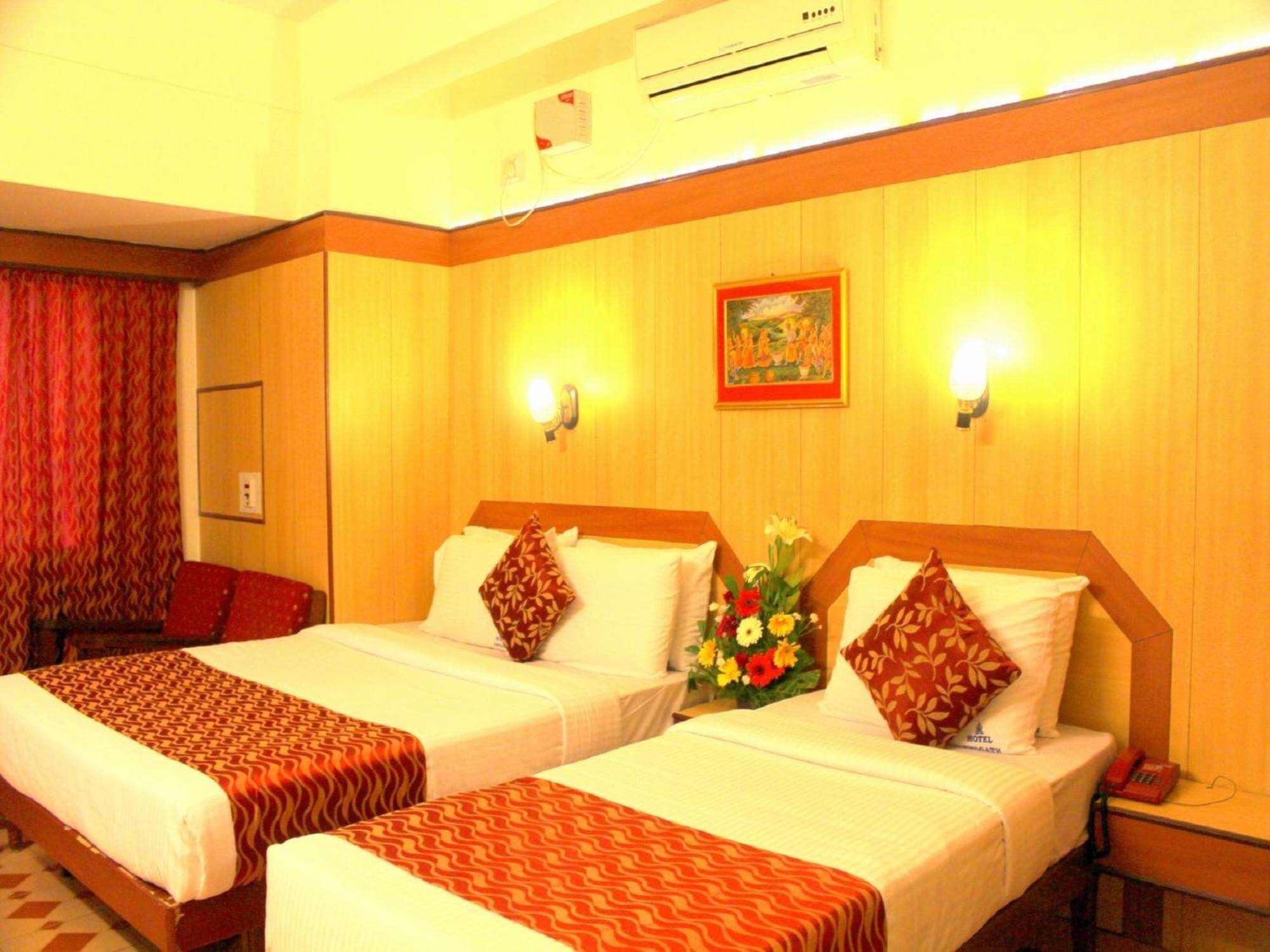 Hotel Swagath Bangalore Bagian luar foto