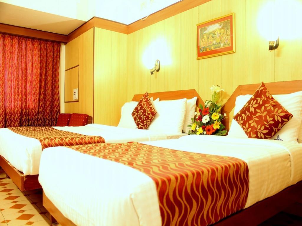 Hotel Swagath Bangalore Bagian luar foto