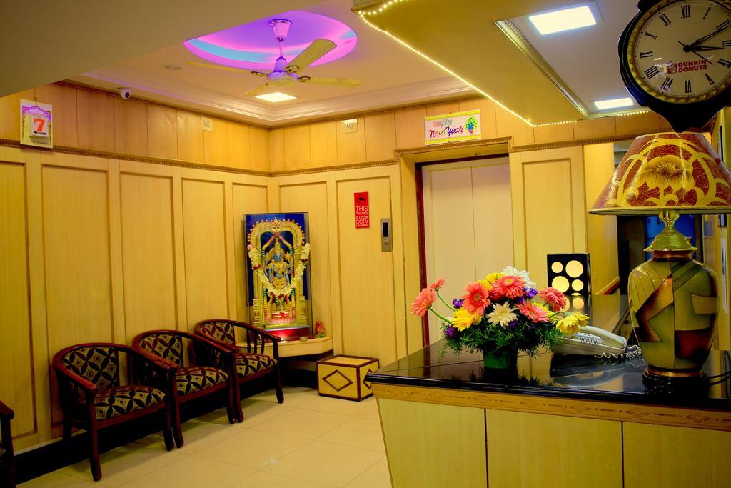 Hotel Swagath Bangalore Bagian luar foto