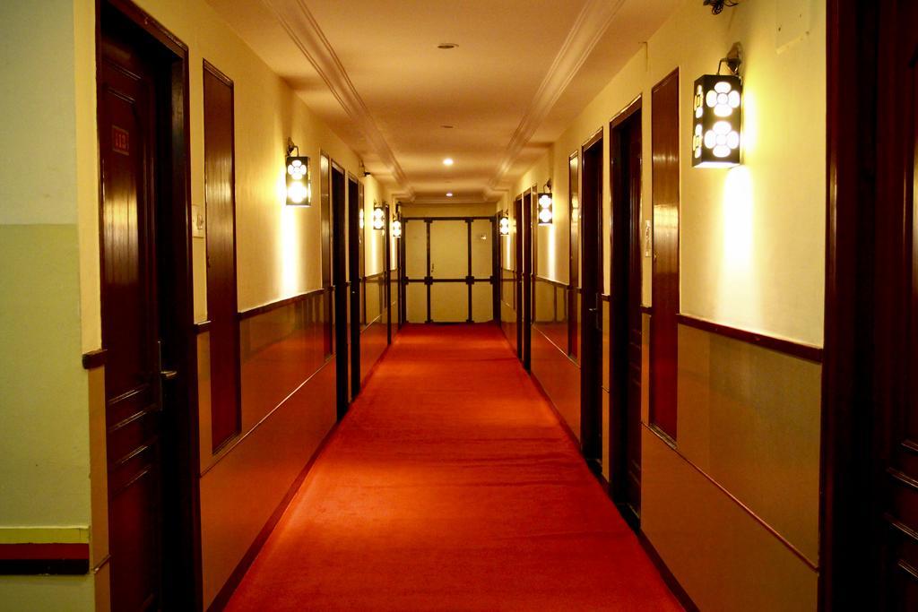 Hotel Swagath Bangalore Bagian luar foto