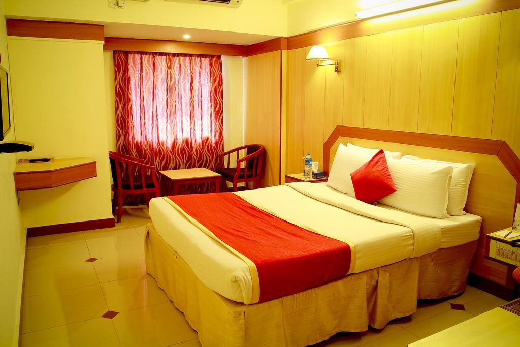 Hotel Swagath Bangalore Bagian luar foto